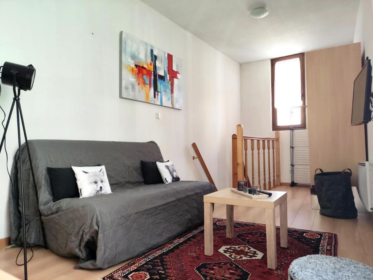 Confortable Maison De Village En Pierre Typique Moltig les Bains Екстериор снимка